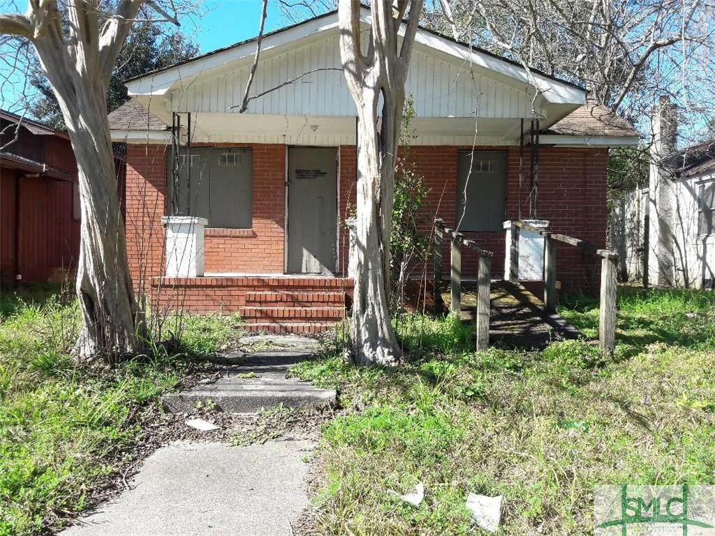 113 Kingman Avenue - Photo 1