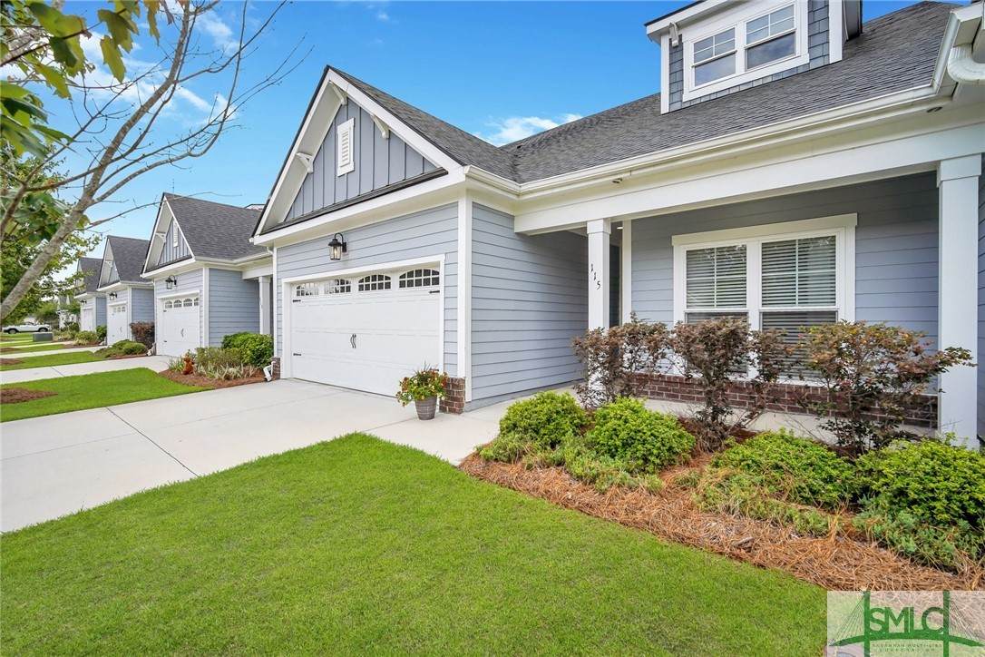 115 Danbury Court - Photo 1