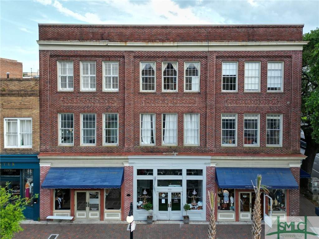321 Broughton Street - Photo 1