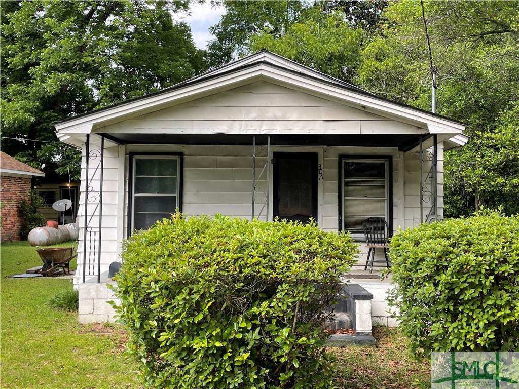 307 Railroad Street - Photo 1