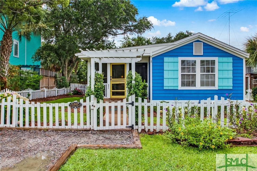 1505 2nd Avenue - Photo 1