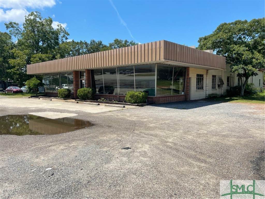 2735 Northside Drive - Photo 1