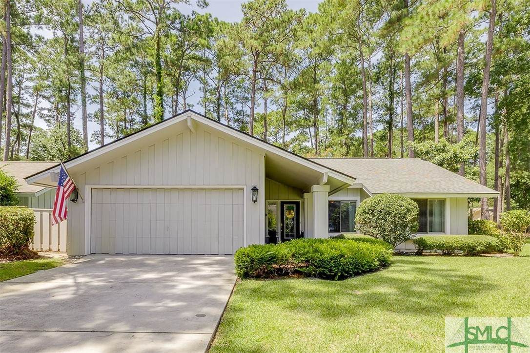 19 Village Green Circle - Photo 1