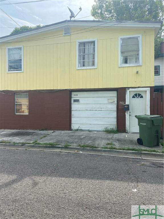 2108 Reynolds Street - Photo 1
