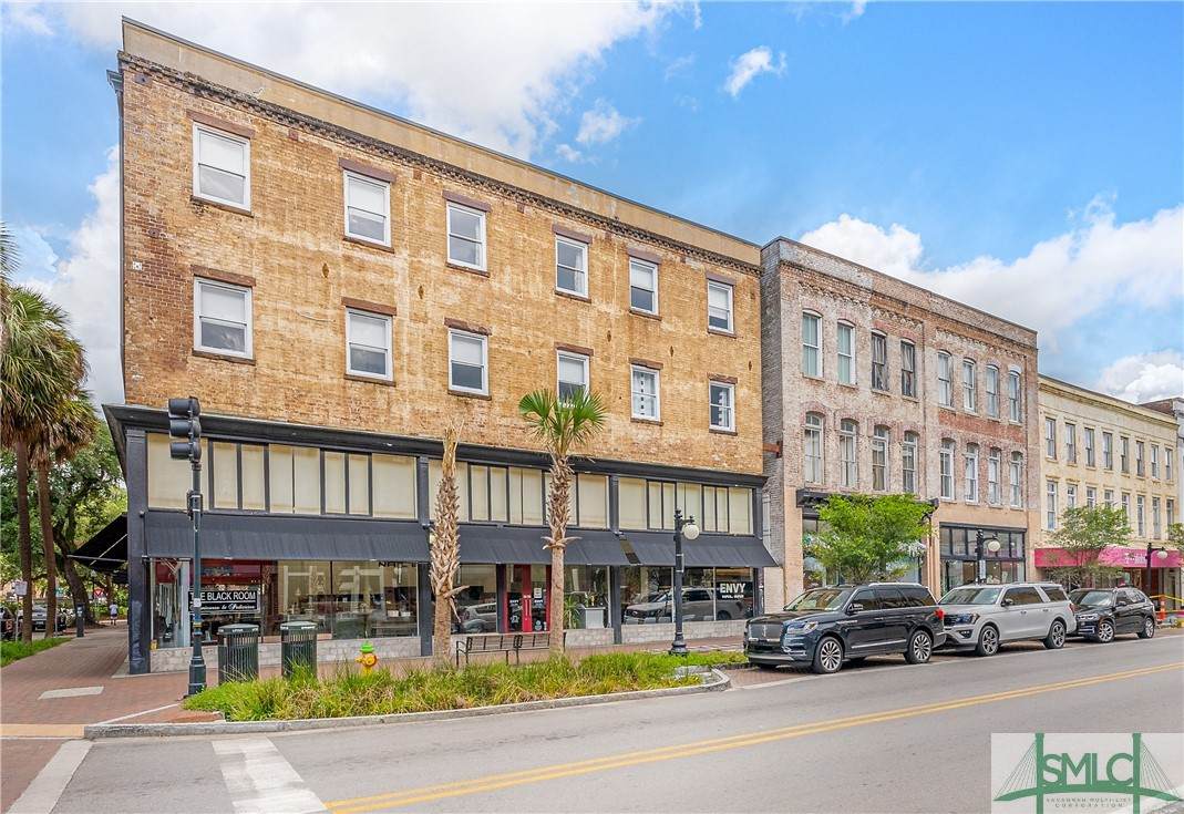 310-322 Broughton Street - Photo 1