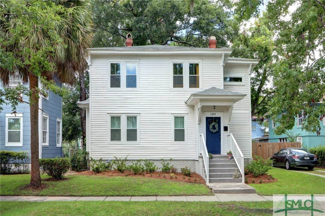 1204 33rd Street - Photo 1
