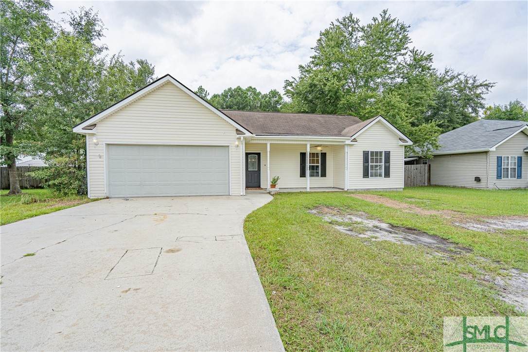 217 Oakwood Court - Photo 1