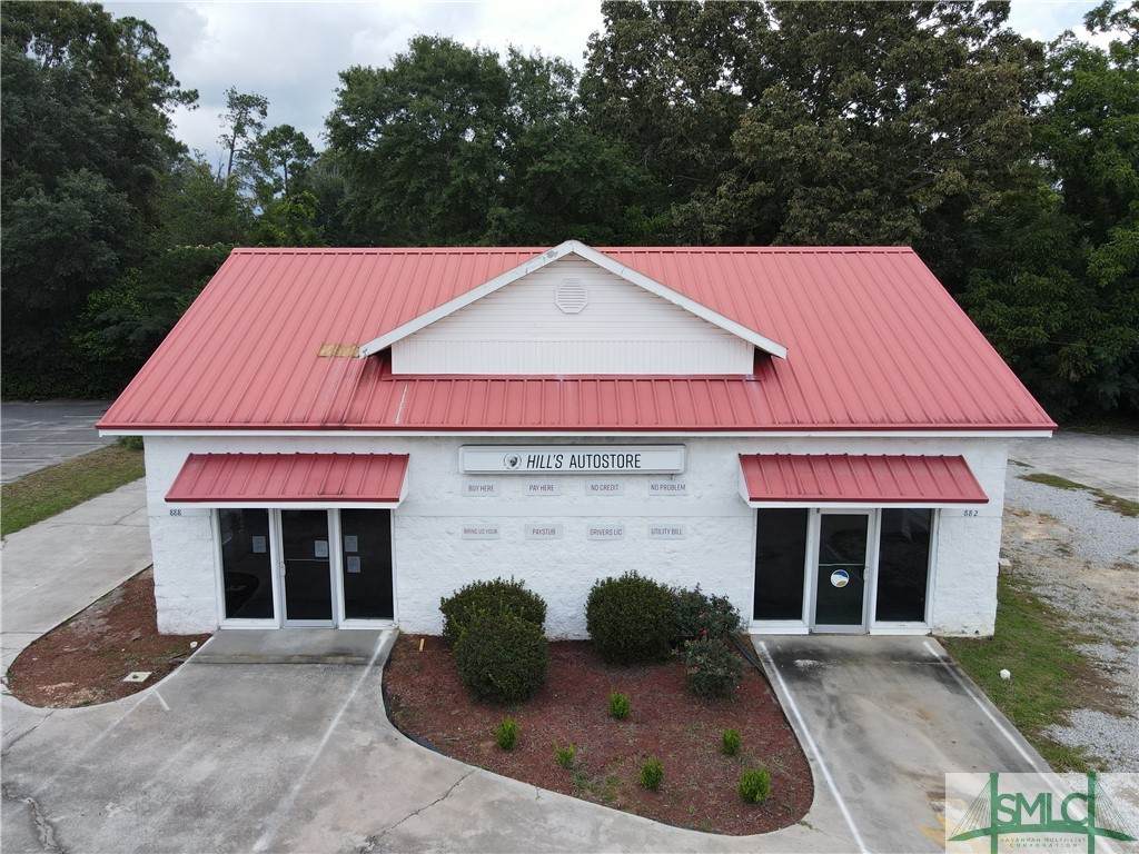 882 Northside Drive - Photo 1