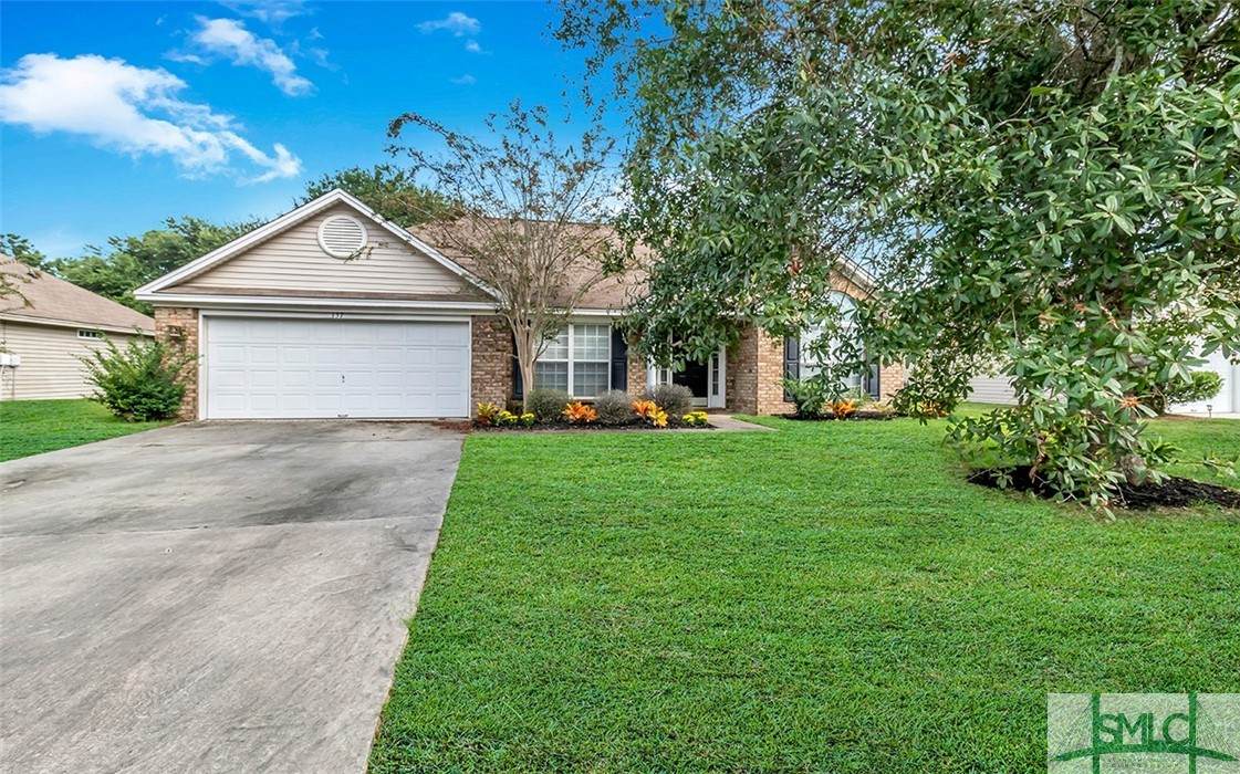 137 Pampas Drive - Photo 1
