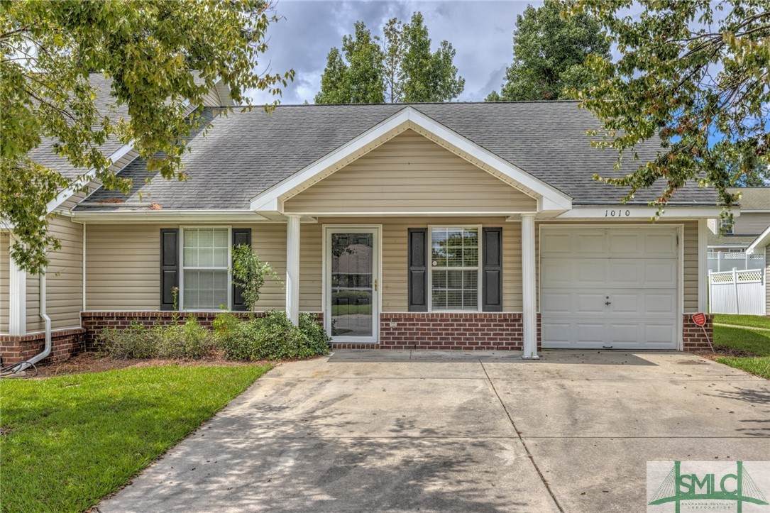 1010 Towne Park Drive - Photo 1