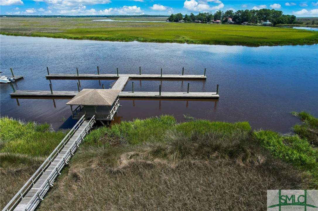 2203 Grove Point Road - Photo 1