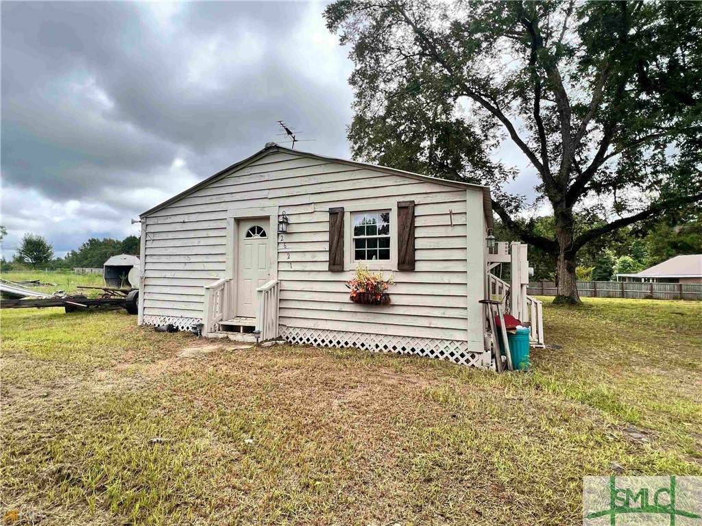 2621 Perkins Greenfork Road - Photo 1
