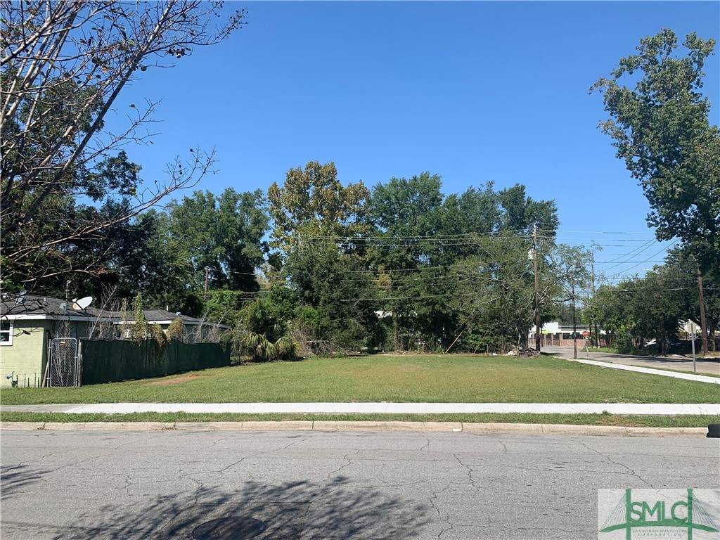 824 Bolton Street - Photo 1