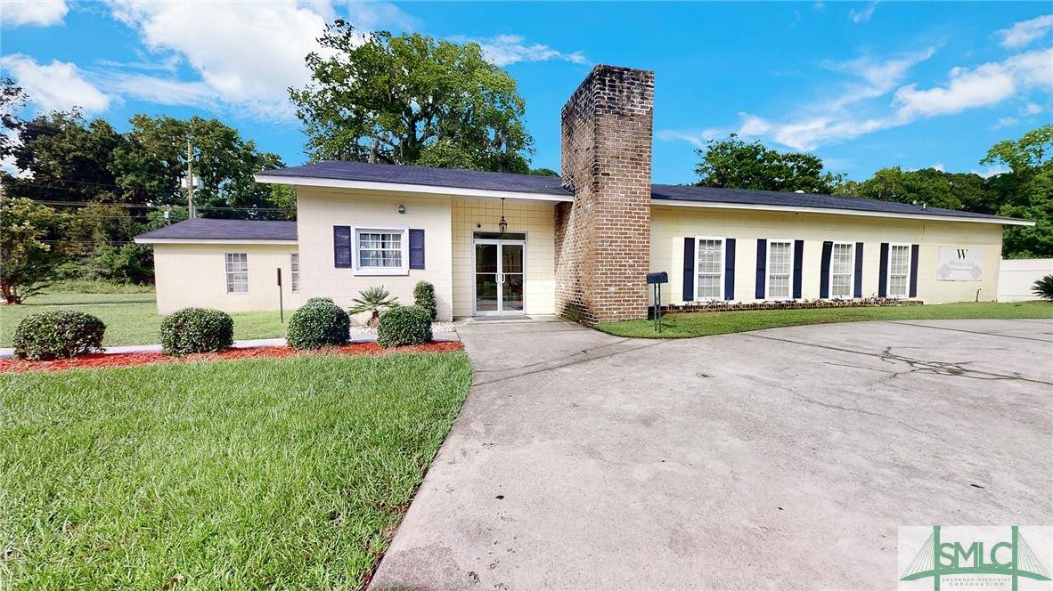 302 Briarcliff Circle - Photo 1