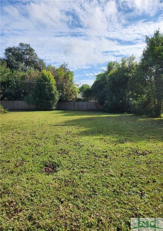 44 Lawton Avenue - Photo 1