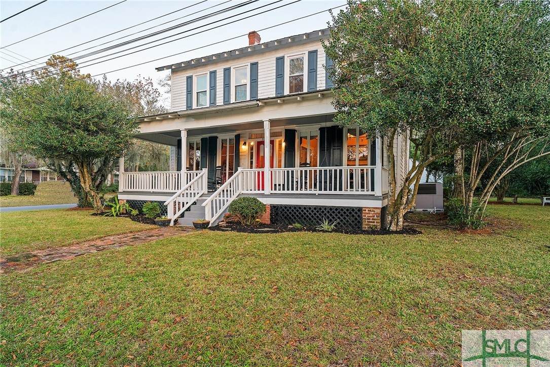 120 Newton Street - Photo 1