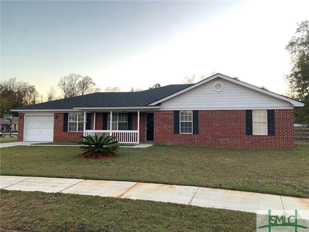 1 Glen Oaks Court - Photo 1