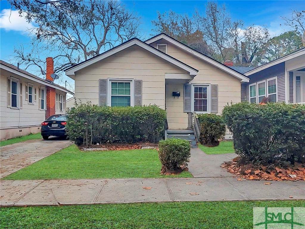 814 E 37th Street - Photo 1