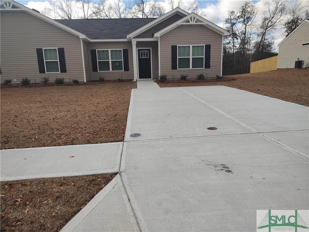 124 Smithfield Drive - Photo 1
