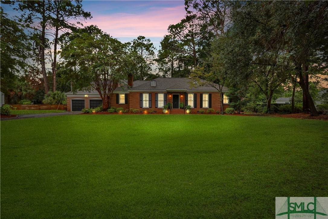 40 Richmond Drive - Photo 1