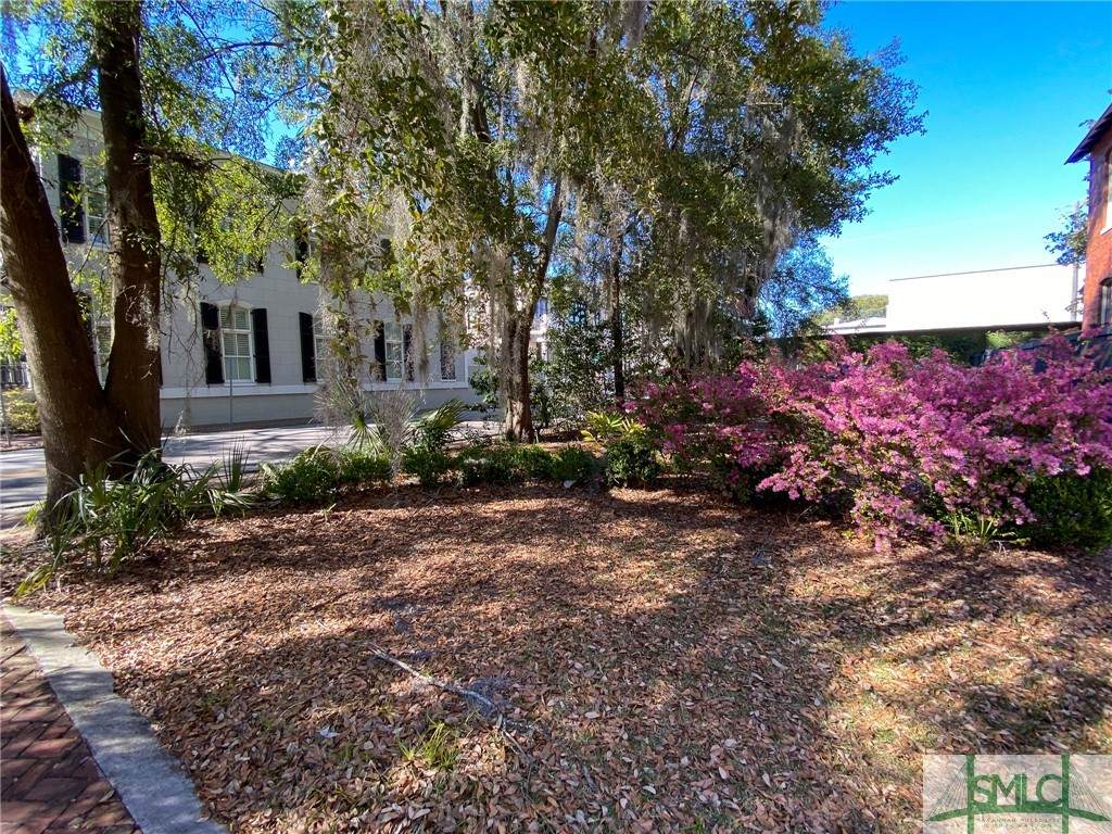 222 Gwinnett Street - Photo 1