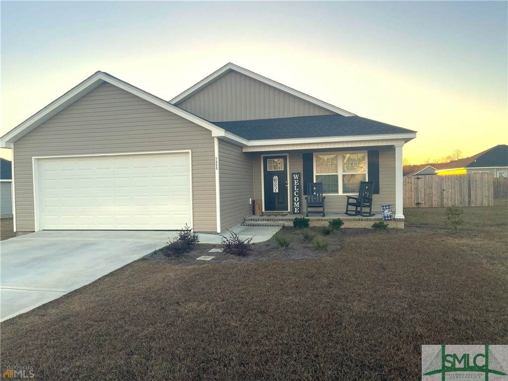 7050 White Pine Avenue - Photo 1
