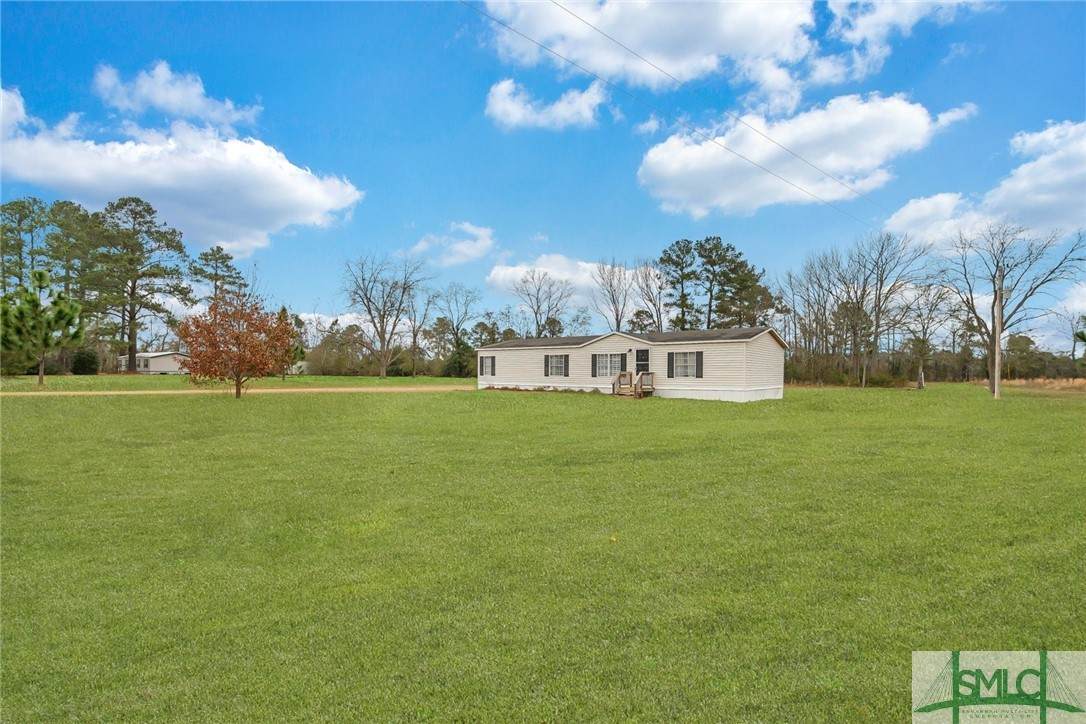 1422 G W Oliver Road - Photo 1