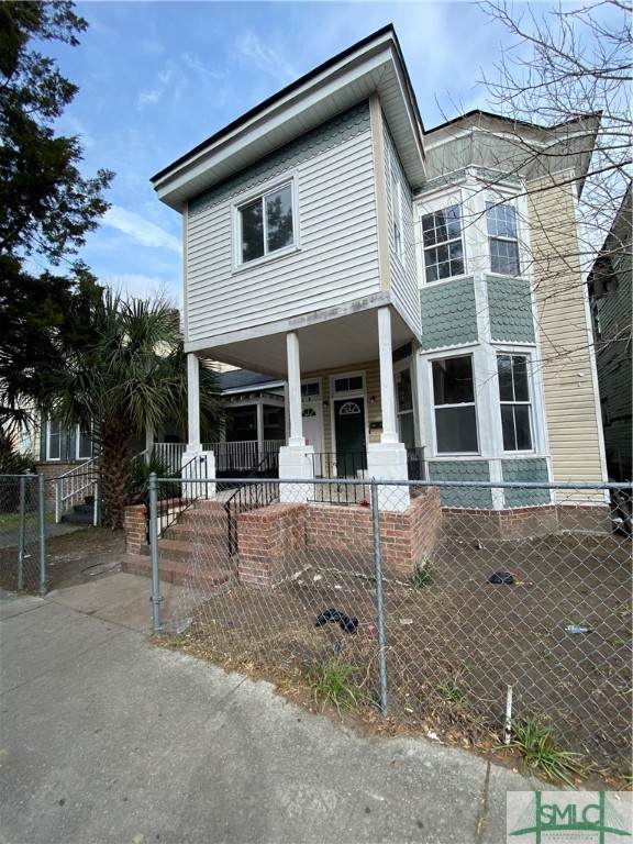 512 38th Street - Photo 1