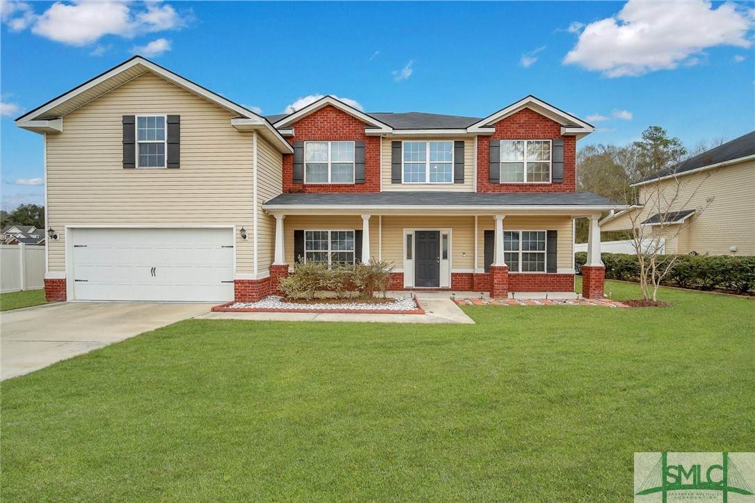935 Oak Crest Drive - Photo 1