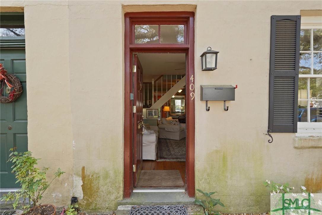 409 Jones Street - Photo 1