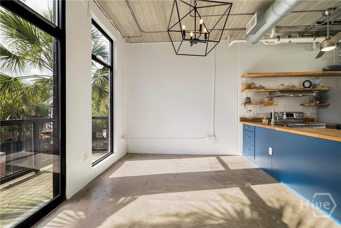 2406 De Soto Avenue - Photo 1