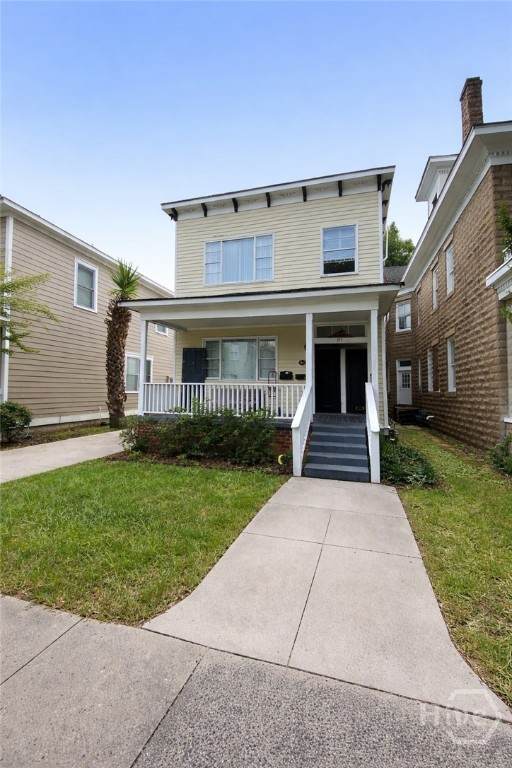 317 31st Street - Photo 1