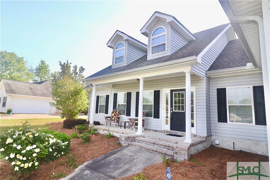 605 Waverly Lane - Photo 1