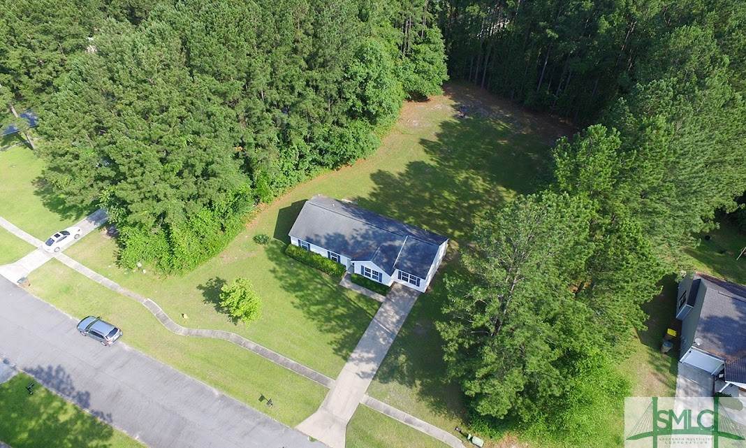 422 Shadowbrook Circle - Photo 1