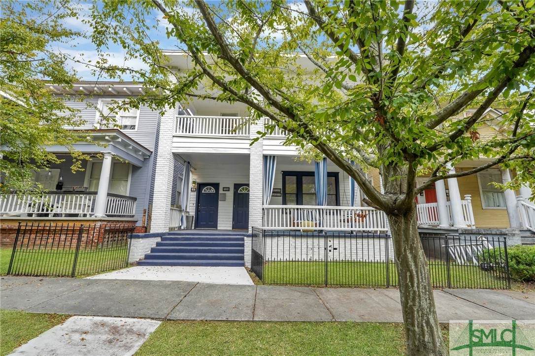 538 E Waldburg Street - Photo 1