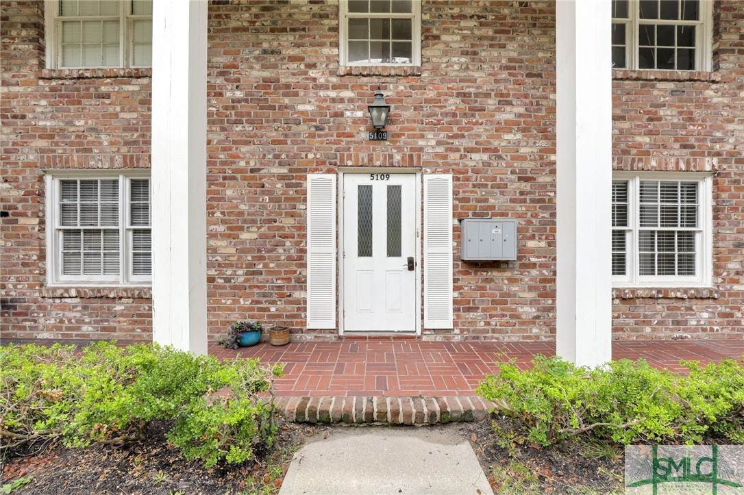 5109 Abercorn Street - Photo 1
