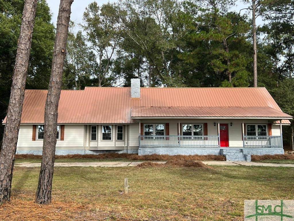 1435 Lake Drive - Photo 1