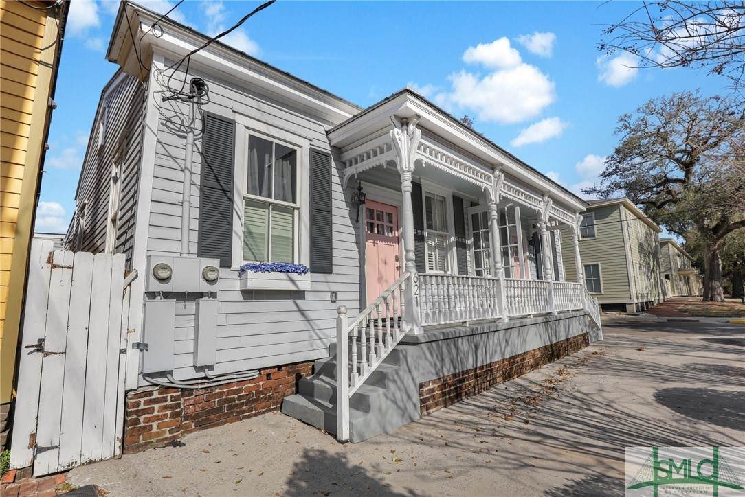 621 Broad Street - Photo 1