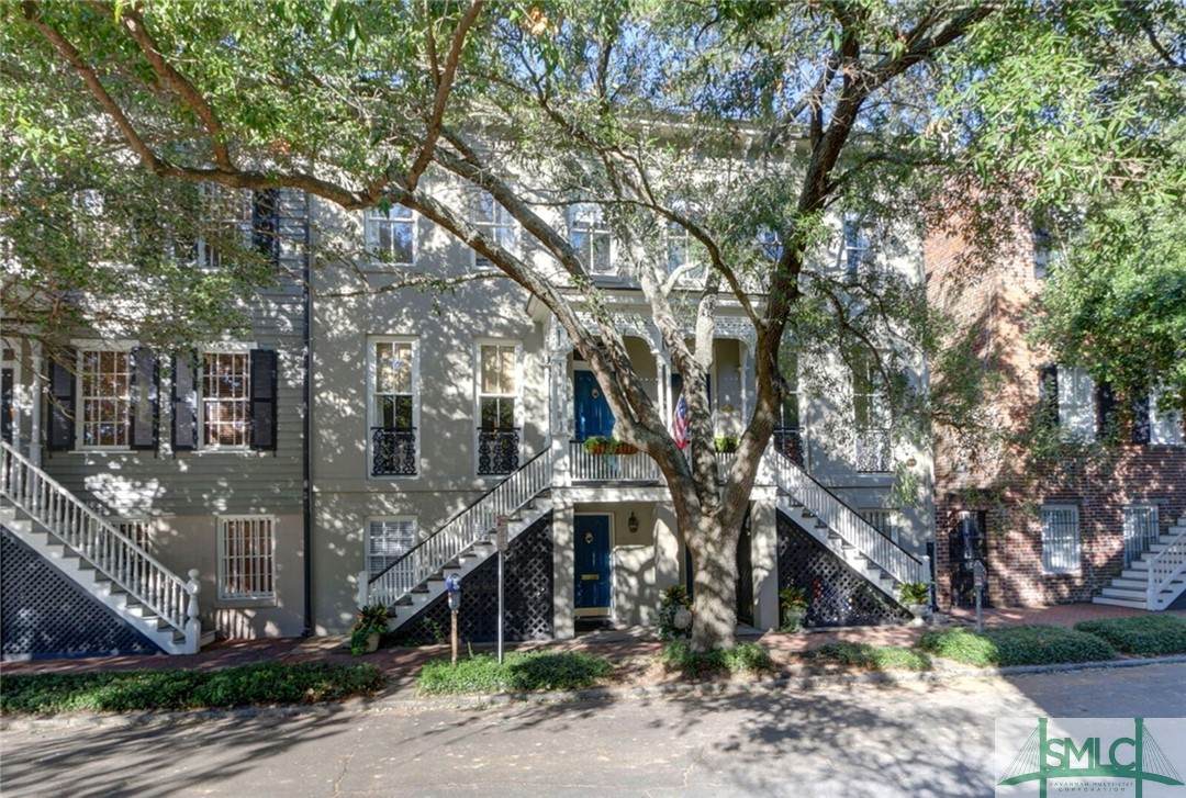 214 Harris Street - Photo 1