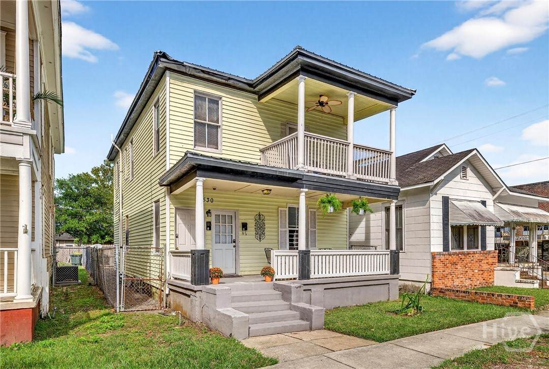 530 35th Street - Photo 1