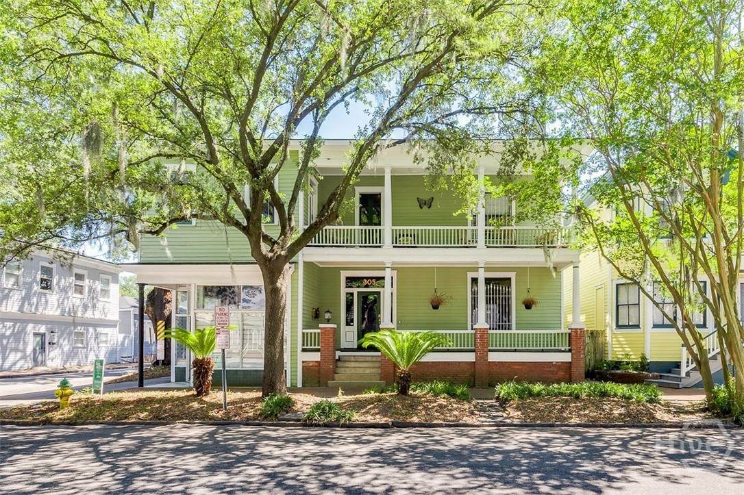 305 Duffy Street - Photo 1