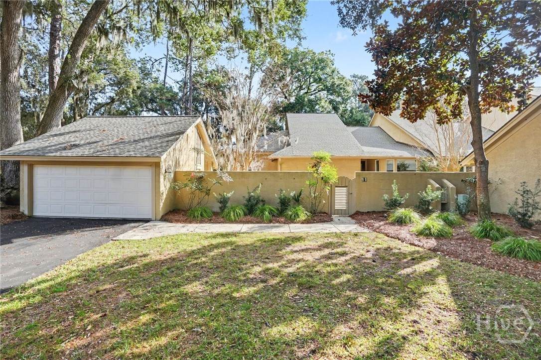 1 Tapestry Lane - Photo 1