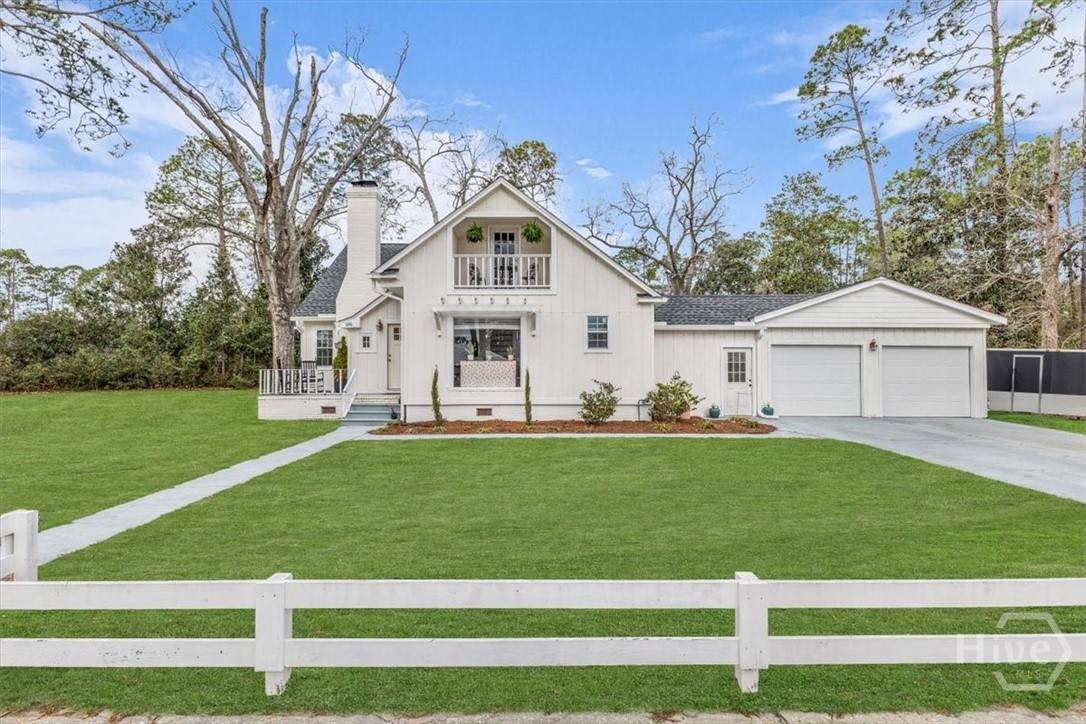 686 4th Street - Photo 1