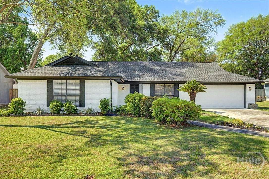 13 Nicholson Circle - Photo 1