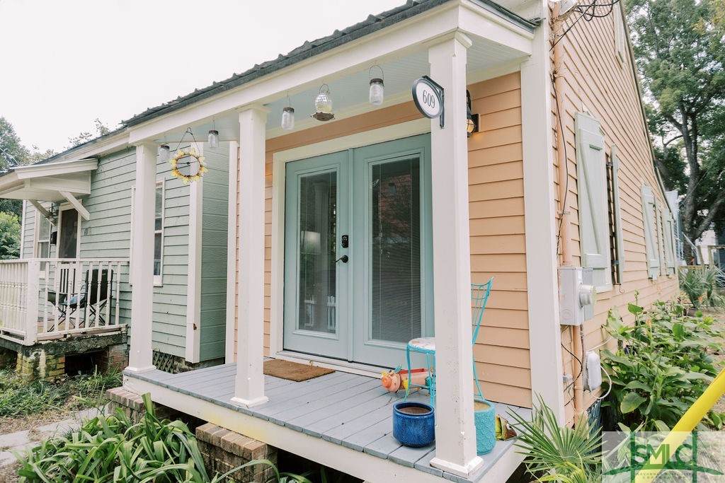 609 Park Lane - Photo 1