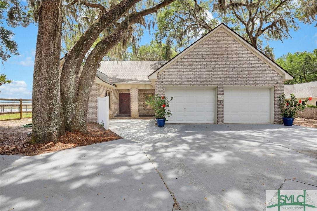 1443 Gillican Avenue - Photo 1