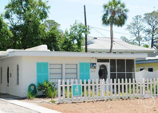 1012 Jones Avenue - Photo 1