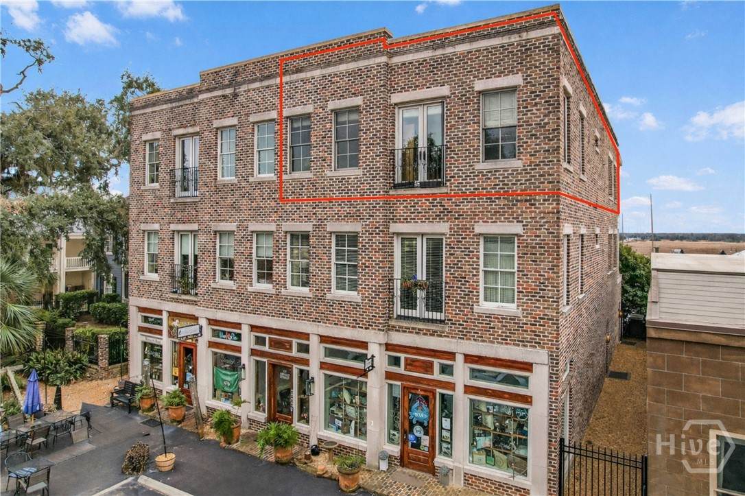 107 Broad Street - Photo 1