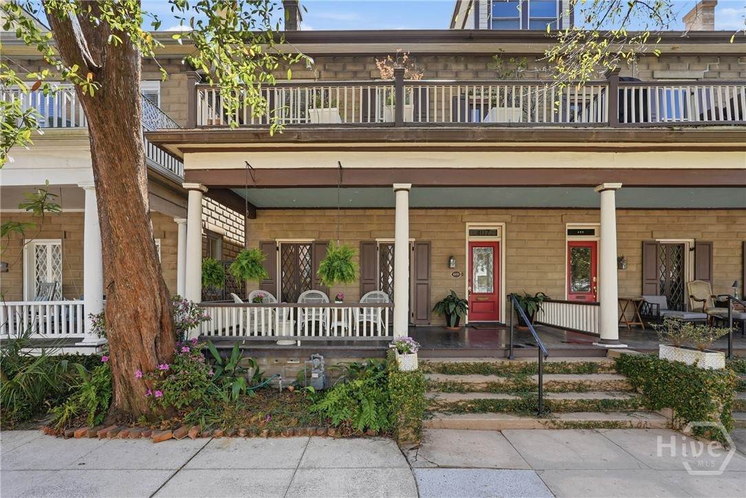 407 Hall Street - Photo 1