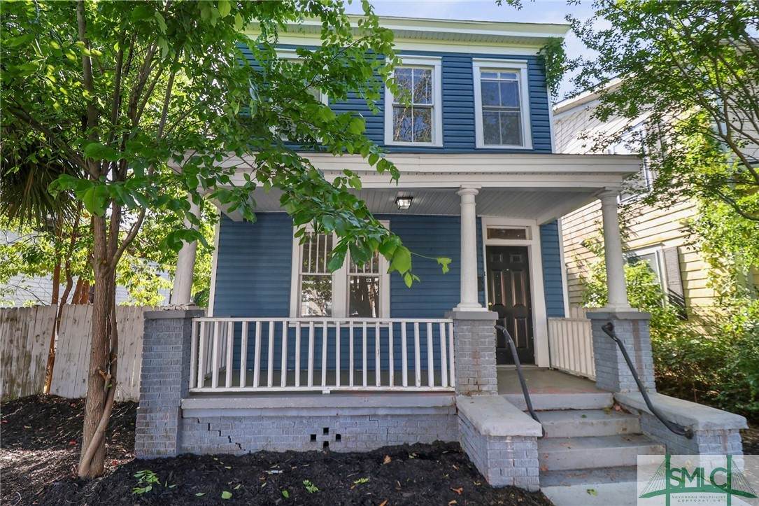 726 Waters Avenue - Photo 1